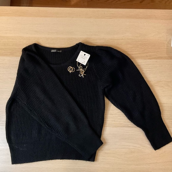 Black Sweater with Poof Sleeves - Picture 3 of 4